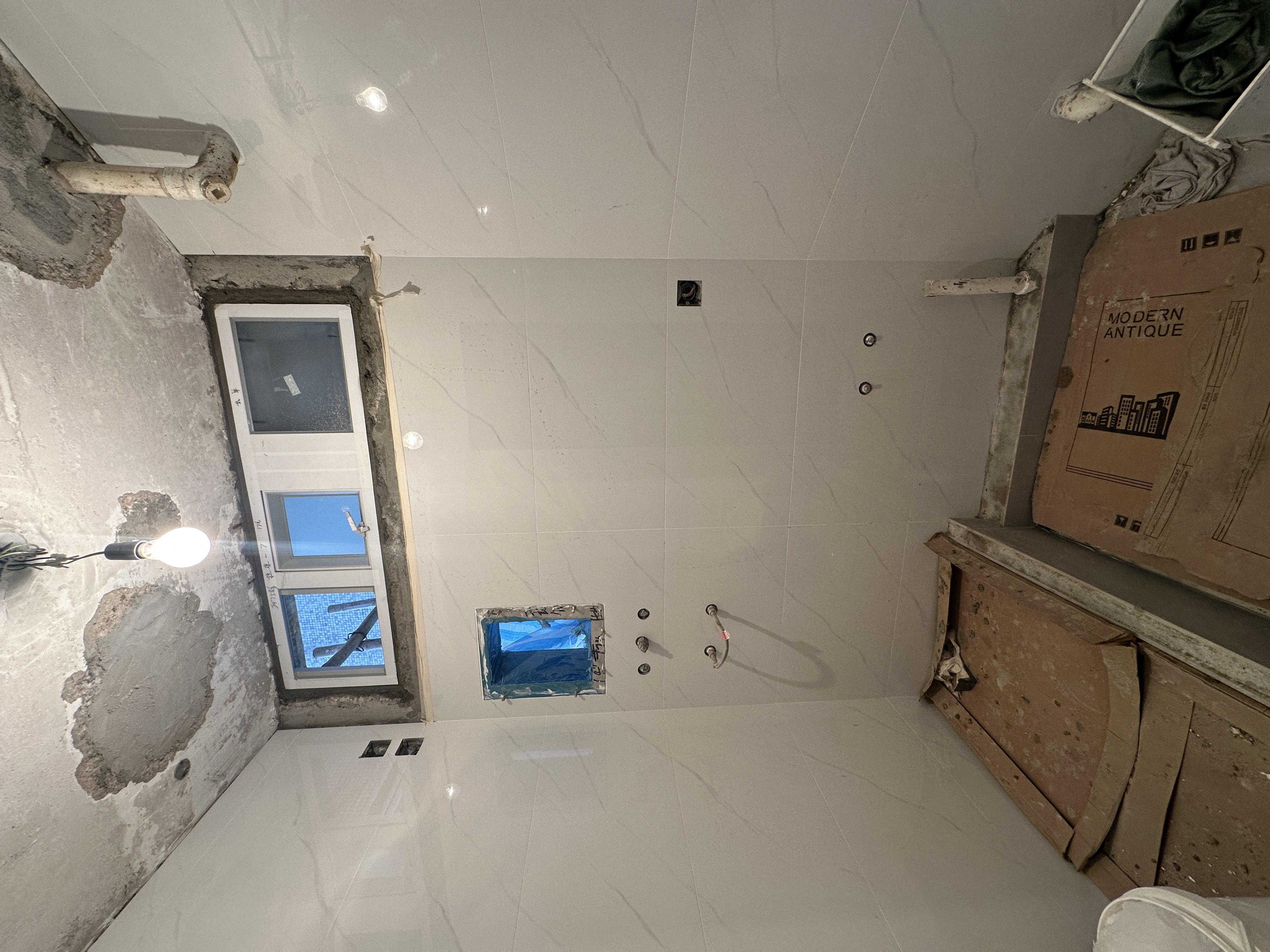 彩霞邨。更換全屋鋁窗跟屋宇署要求 完工相片 3